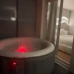 Bubble Relaxation And Modernity In Apartment