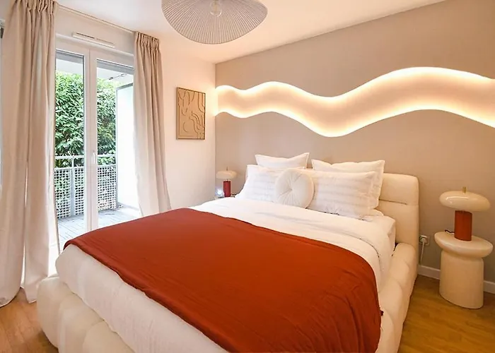 Bubble Relaxation And Modernity In Strasbourg