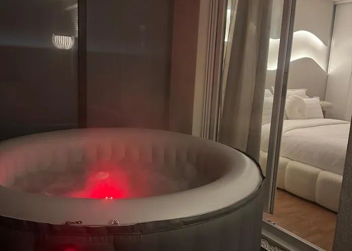 Bubble Relaxation And Modernity In Apartamento